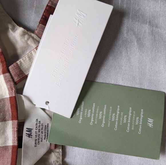 H&M Kids Exclusive, Short sleeveless top. Size 2T. - Picture 4 of 6